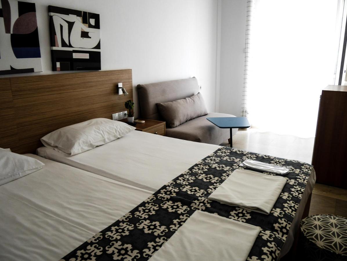 Apartamento Georgia Palaiochora Exterior foto